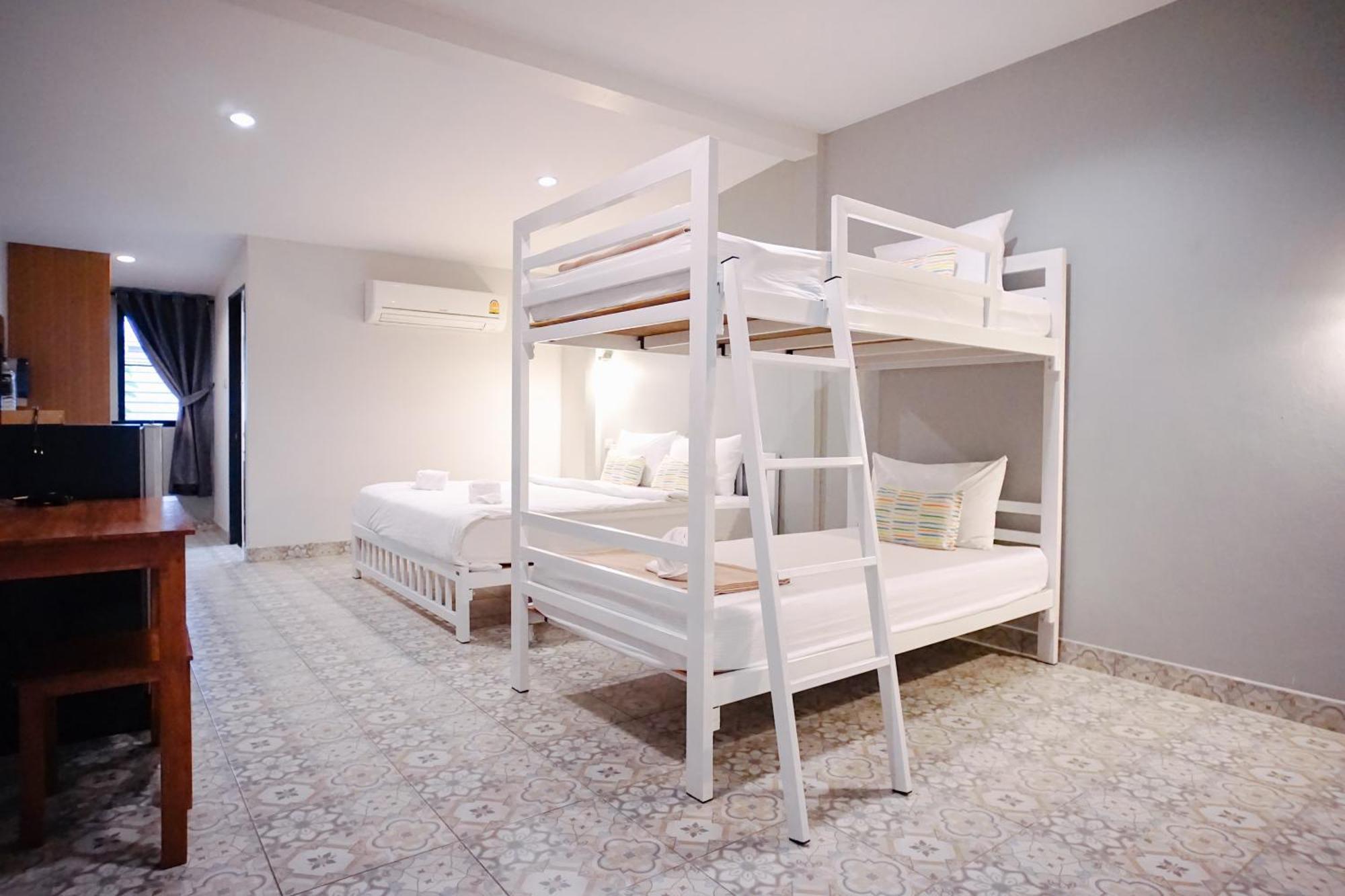 Warmwell Hostel Ban Chuk Kum Екстер'єр фото